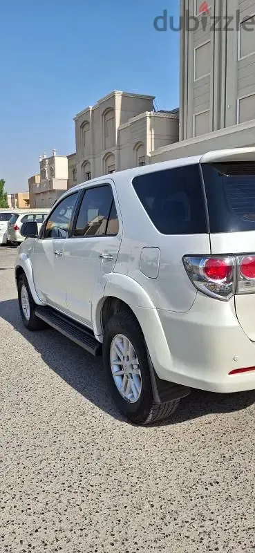 تويوتا فورتونر 2015